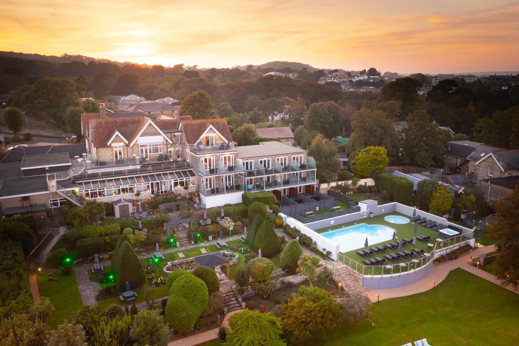 Luccombe Hall Hotel Shanklin Esterno foto